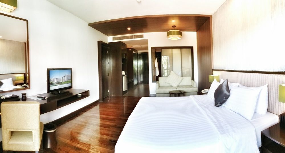 D Varee Mai Khao Beach Extérieur photo